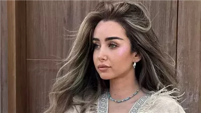 خضغت لعملية تجميل مُعلقة ” أنا عملت مصېبة حلوة” .. مفاجأة جديدة في ملامح هنا الزاهد