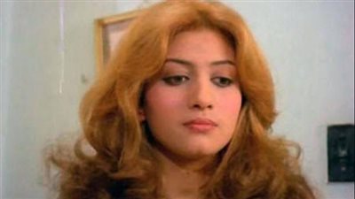 قضية أنهت مشوارها الفني.. تزوجت وهاجرت خارج البلاد.. لها قصة مٹيرة مع سعاد حسني ..حكايات الفنانة روعة الكاتب